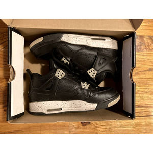 Size 6Y - Jordan 4 Retro LS oreo 2015